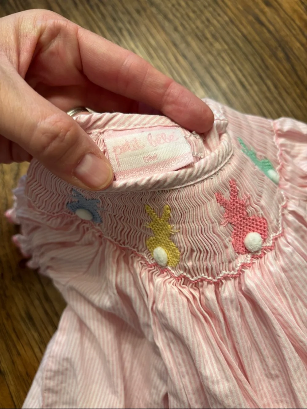 Petit Bébé Baby Girl 9M Pink Stripe Hand Smocked Bunny Dress NWOT Easter Cotton